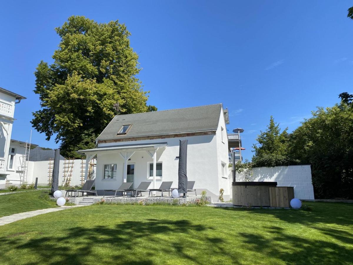 Jenny Jenny - 4 * Sassnitz